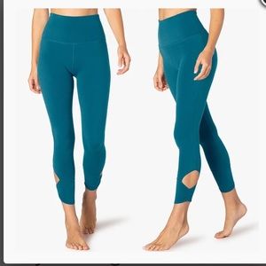 Beyond yoga plush & ruched high waisted midi legging